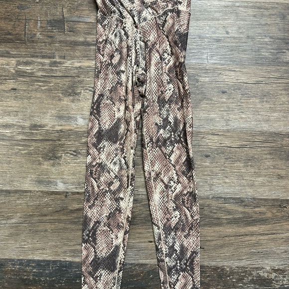 Offline by Aerie Snake Print Leggings Pants - Picture 1 of 4